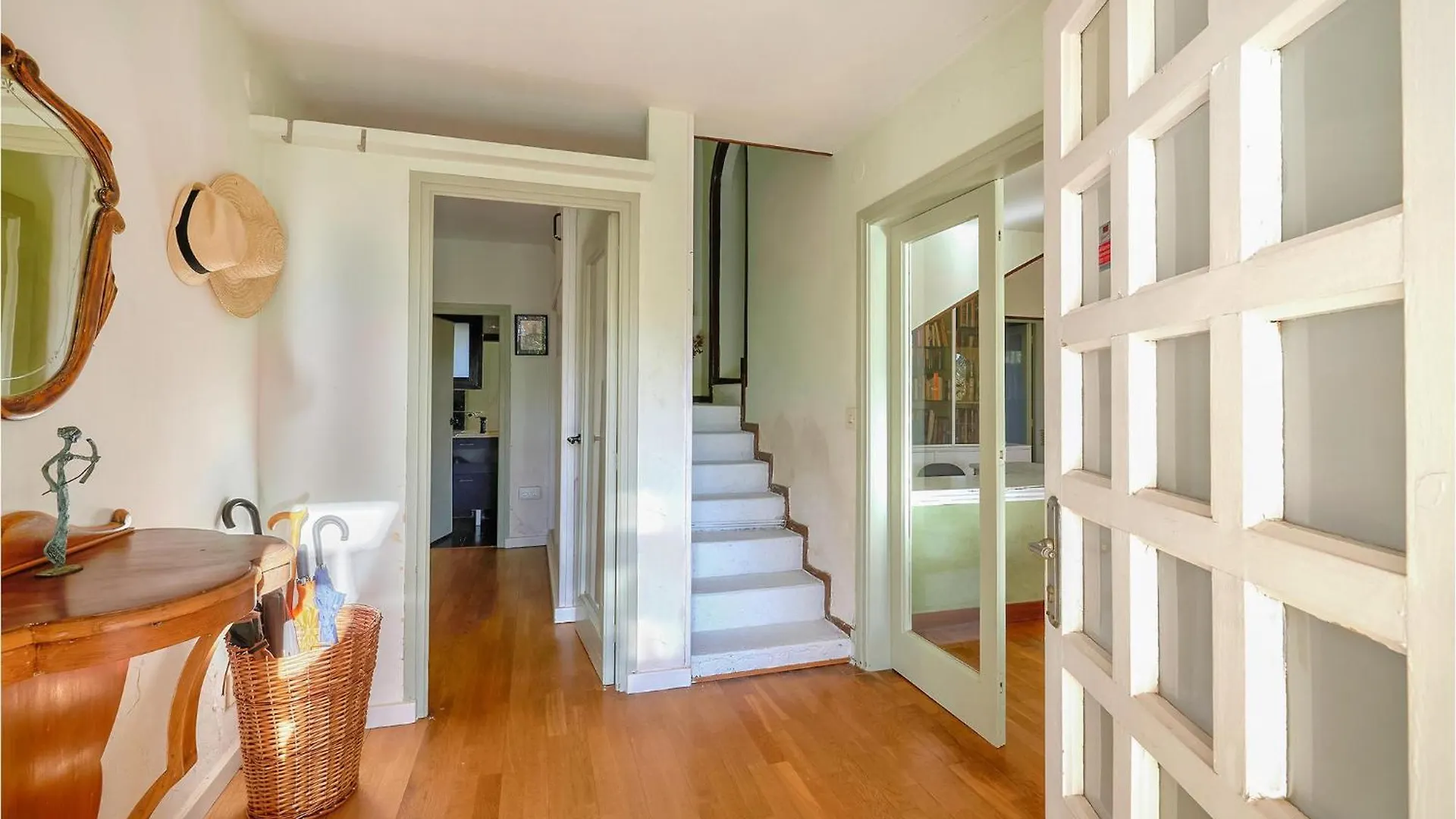 Pet Friendly Home In Breda With Kitchen Spain